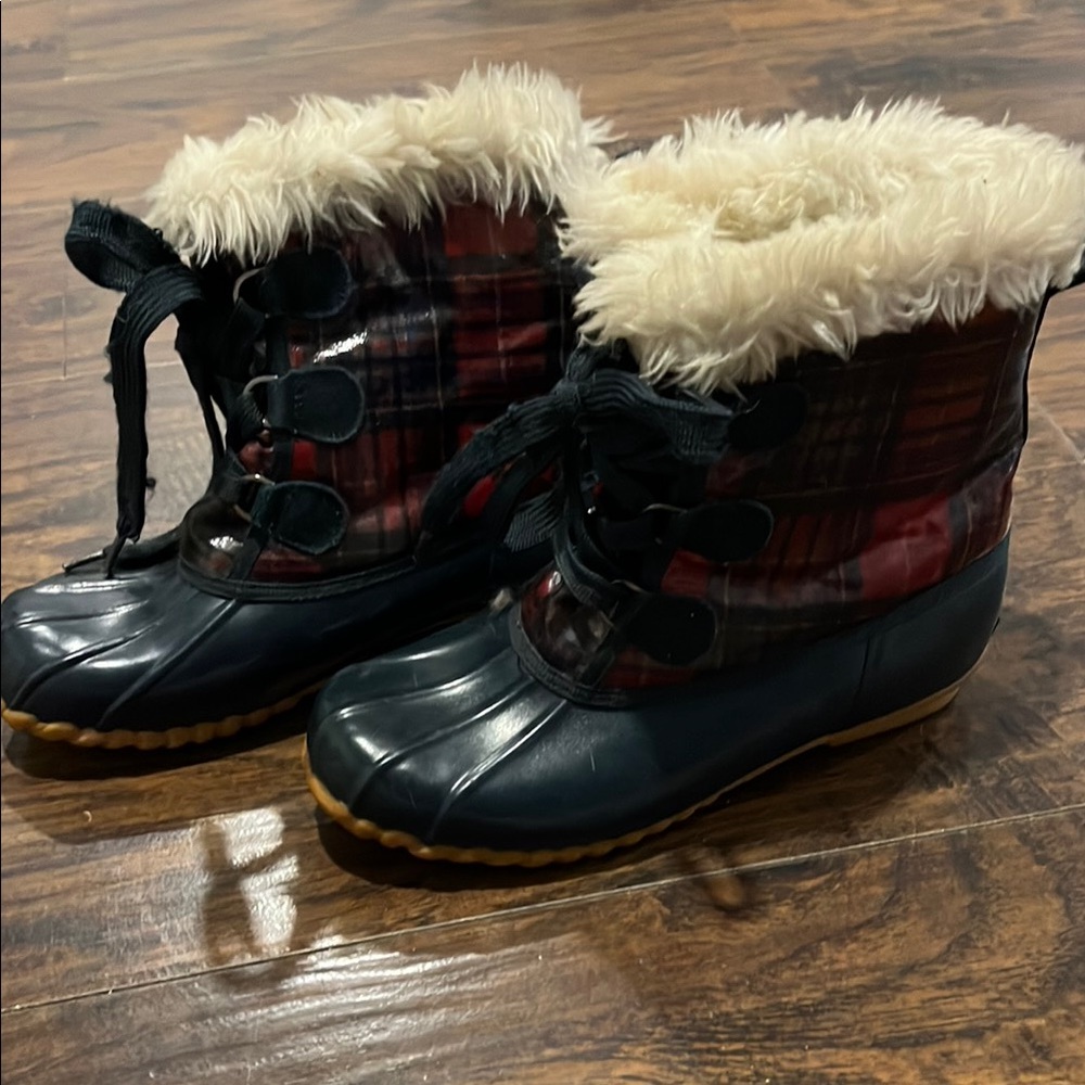 Plaid Fur-Lined Boots